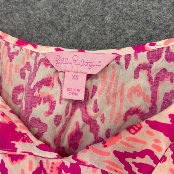 Lilly Pulitzer Alanna lace Tons of fun cold shoulder magenta tassel shirt xs - Picture 6 of 15